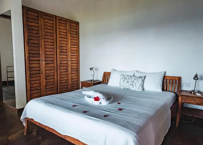 De Jardin Self-catering *