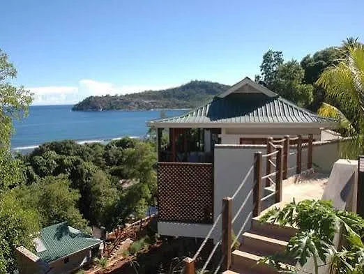 De Jardin Self-catering Villa Port Glaud